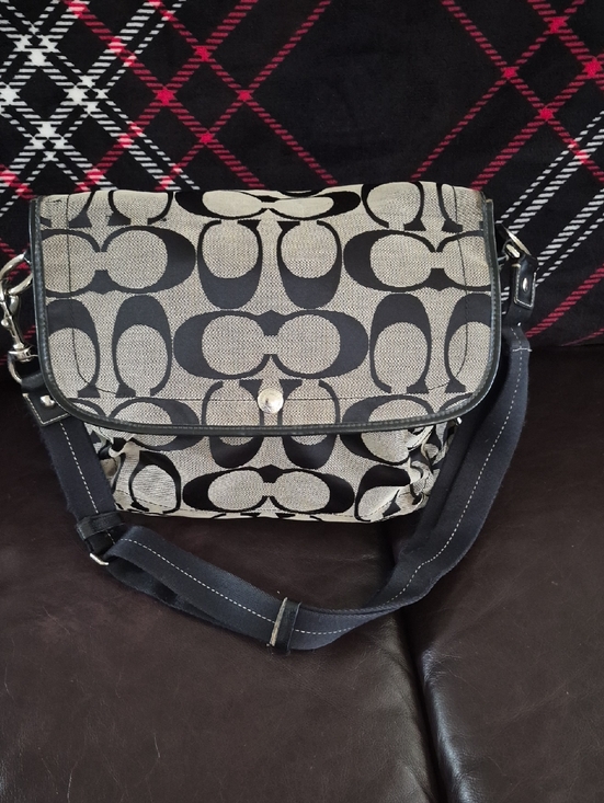 Coach Handbags - Coach Messanger Bag